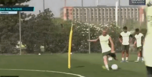 马斯坦托诺, 还需要时间, 居勒尔