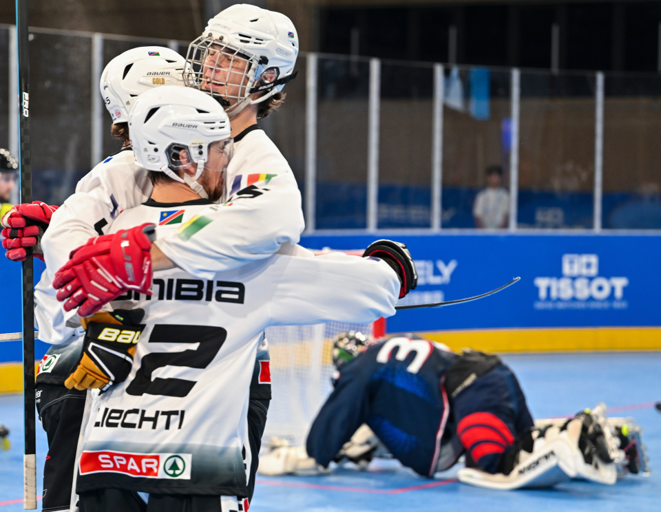 eRgYZ, 后庆祝, blJK