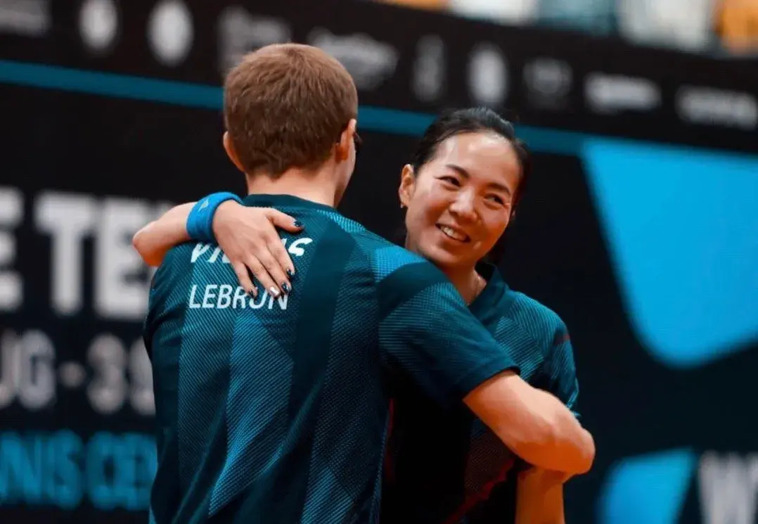 cn, 拿下了第二, 之后她接发