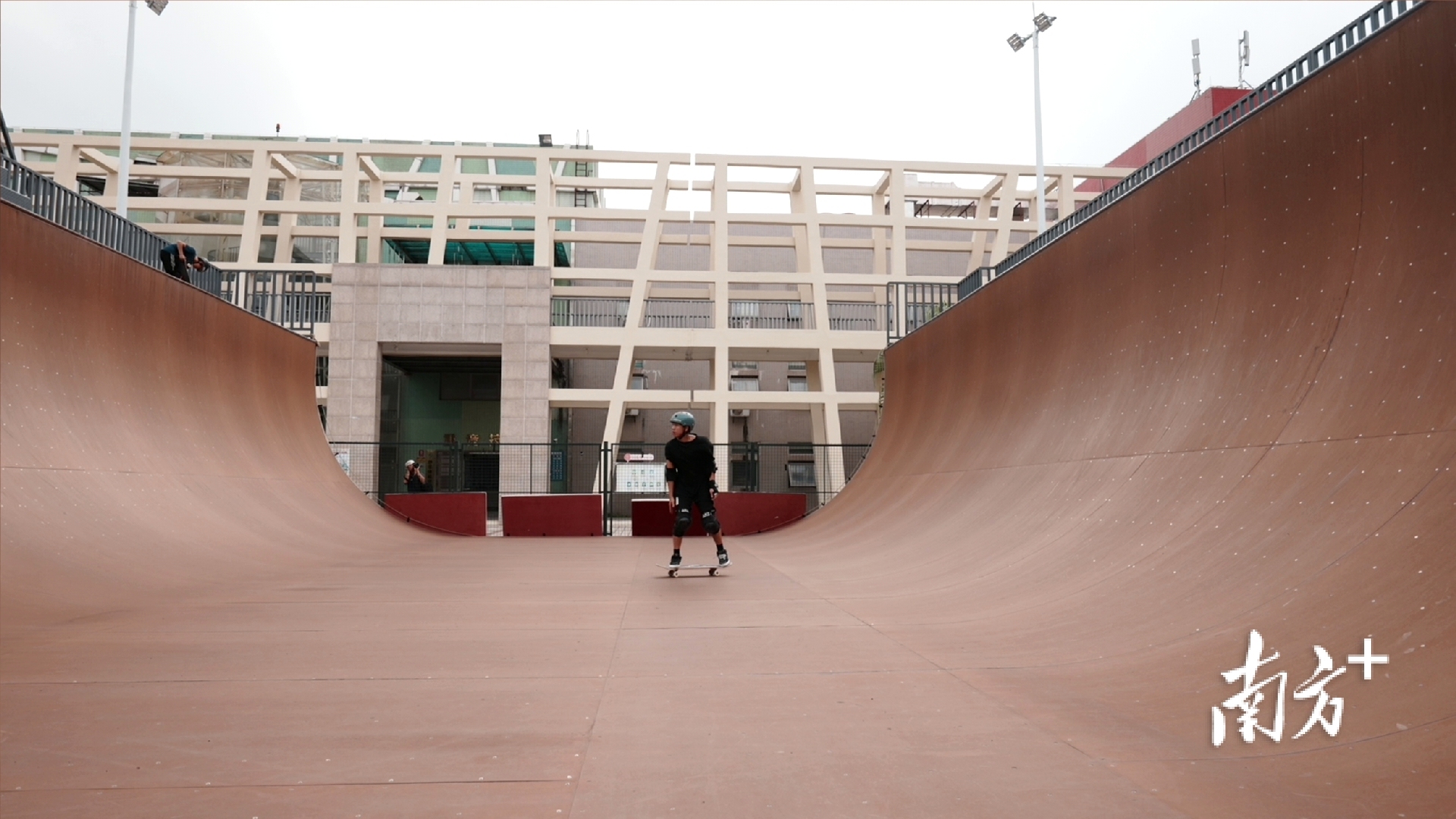 alt, 央的惠州体